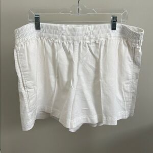 Old Navy Women's White Linen Shorts 3” inseam XL